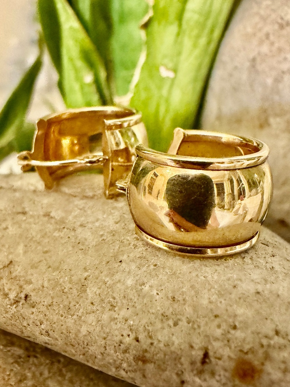 14 karat gold hoops
